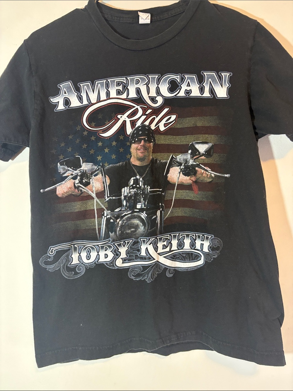 *VINTAGE* Toby Keith Mirrored American Ride Graphic T-Shirt